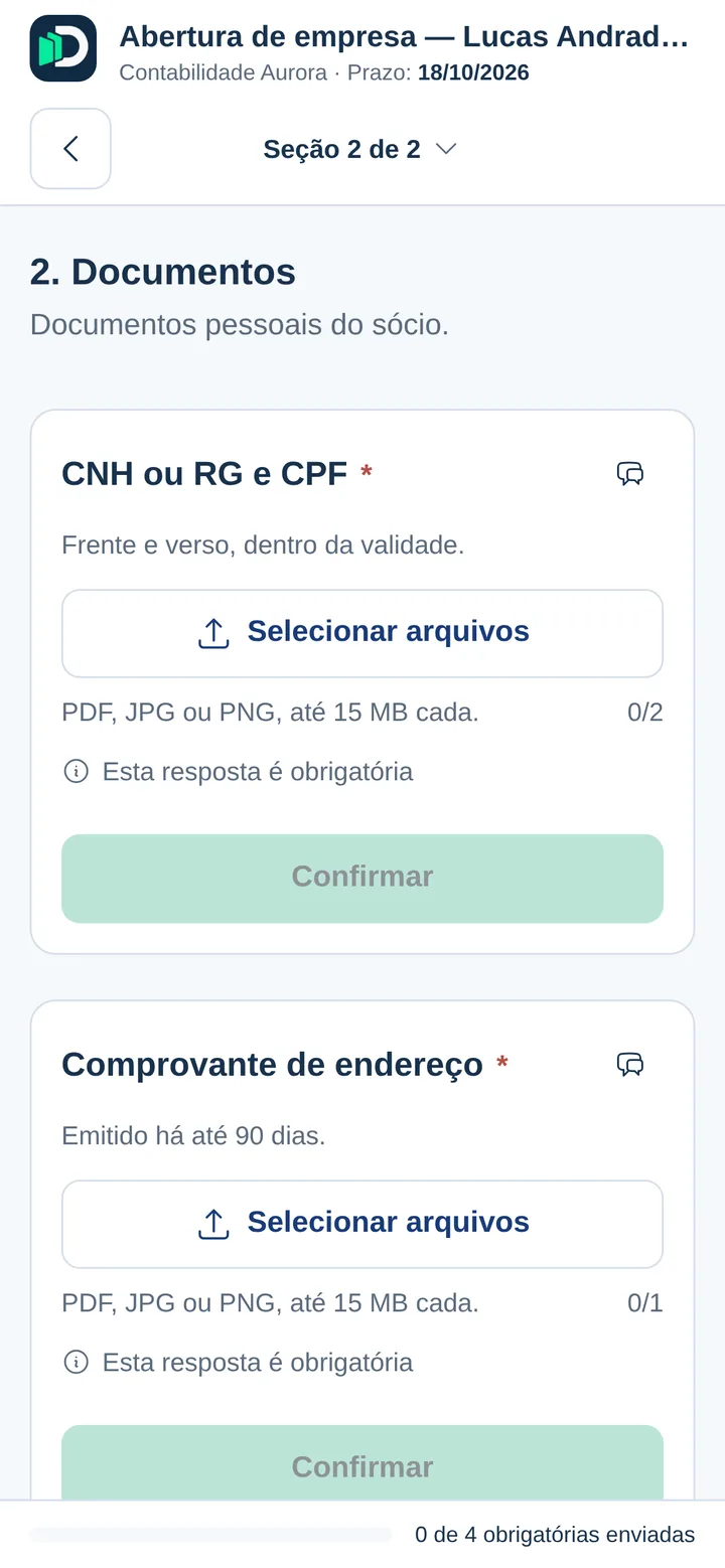Ficha de abertura de empresa no celular, na seção Documentos, com os campos CNH ou RG e CPF e comprovante de endereço, cada um com sua orientação.